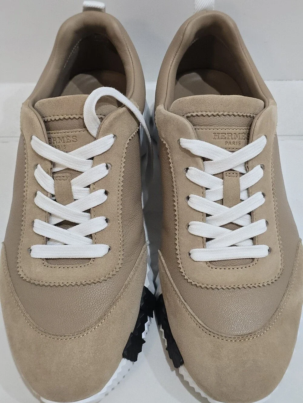 Hermes Womens Bouncing Sneakers Beige and White Low-Top Sneakers Size 38